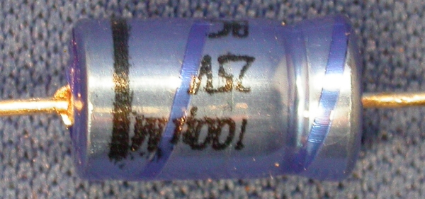 BC-09-007 - Capacitor: 100uF 25v 85C Axial