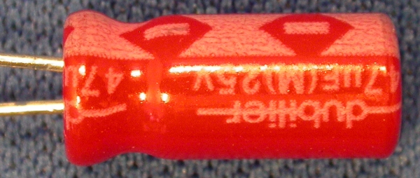 DU-09-008 - Capacitor: 47uF 25v 105C Radial